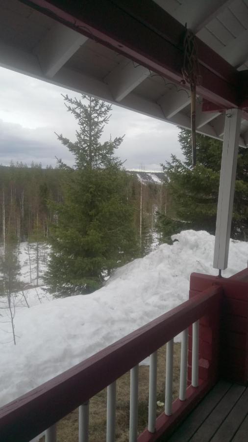 Metsorinne Kotila Buitenkant foto
